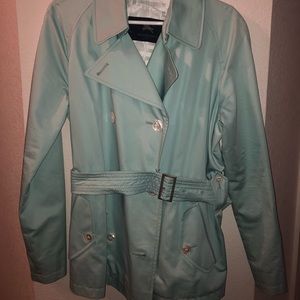 Burberry Mint Trench Short Coat